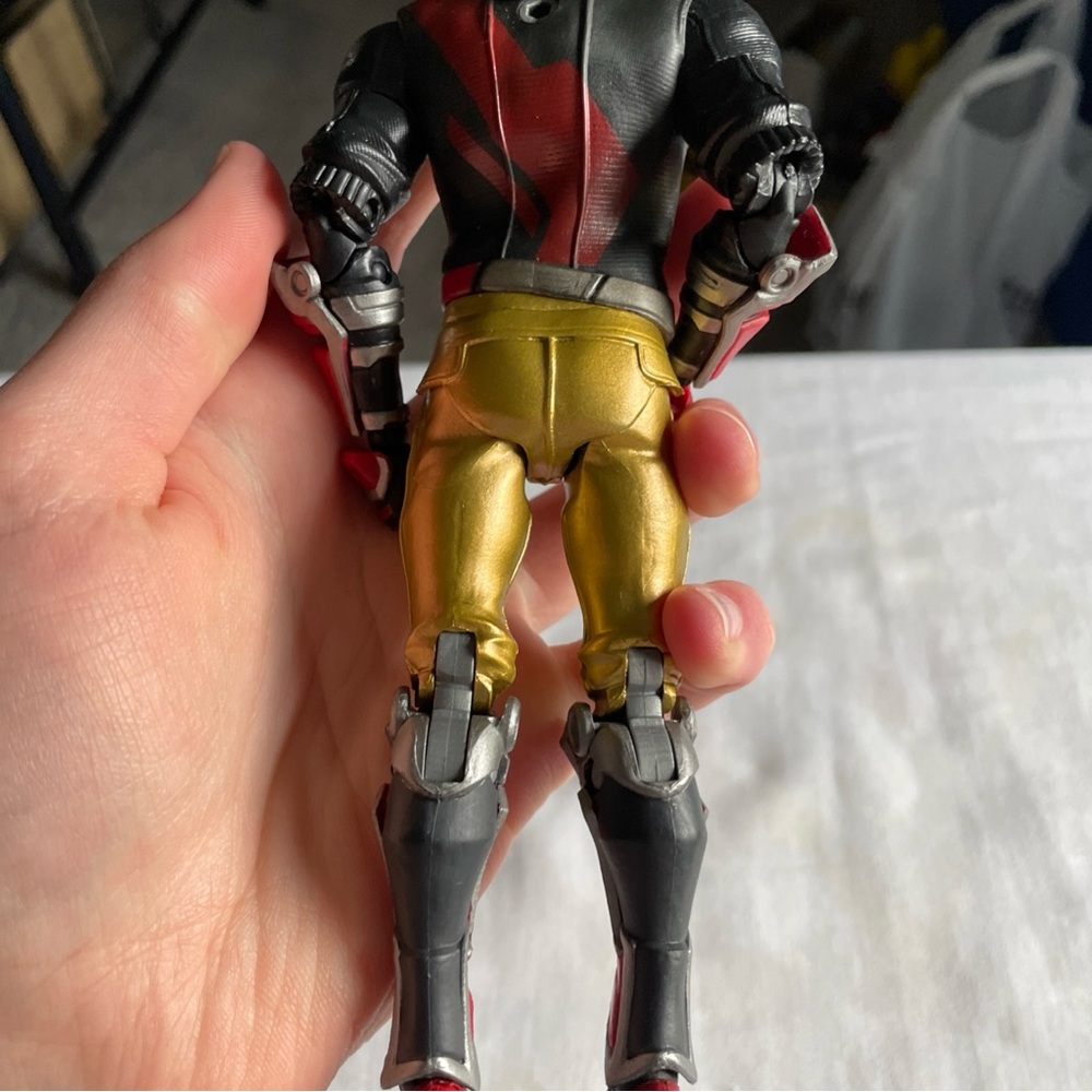Gold & Red Masked Action Figure with Black Jacket From Fortnite - Picture 8 of 8